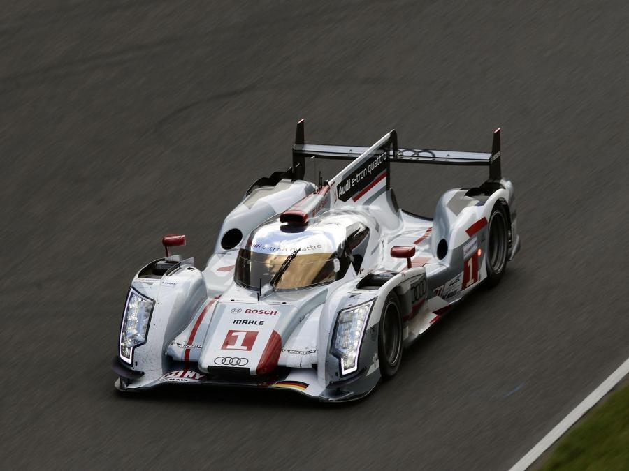  Audi R18 e-Tron Quattro 2012 года  (фото 28 из 42)